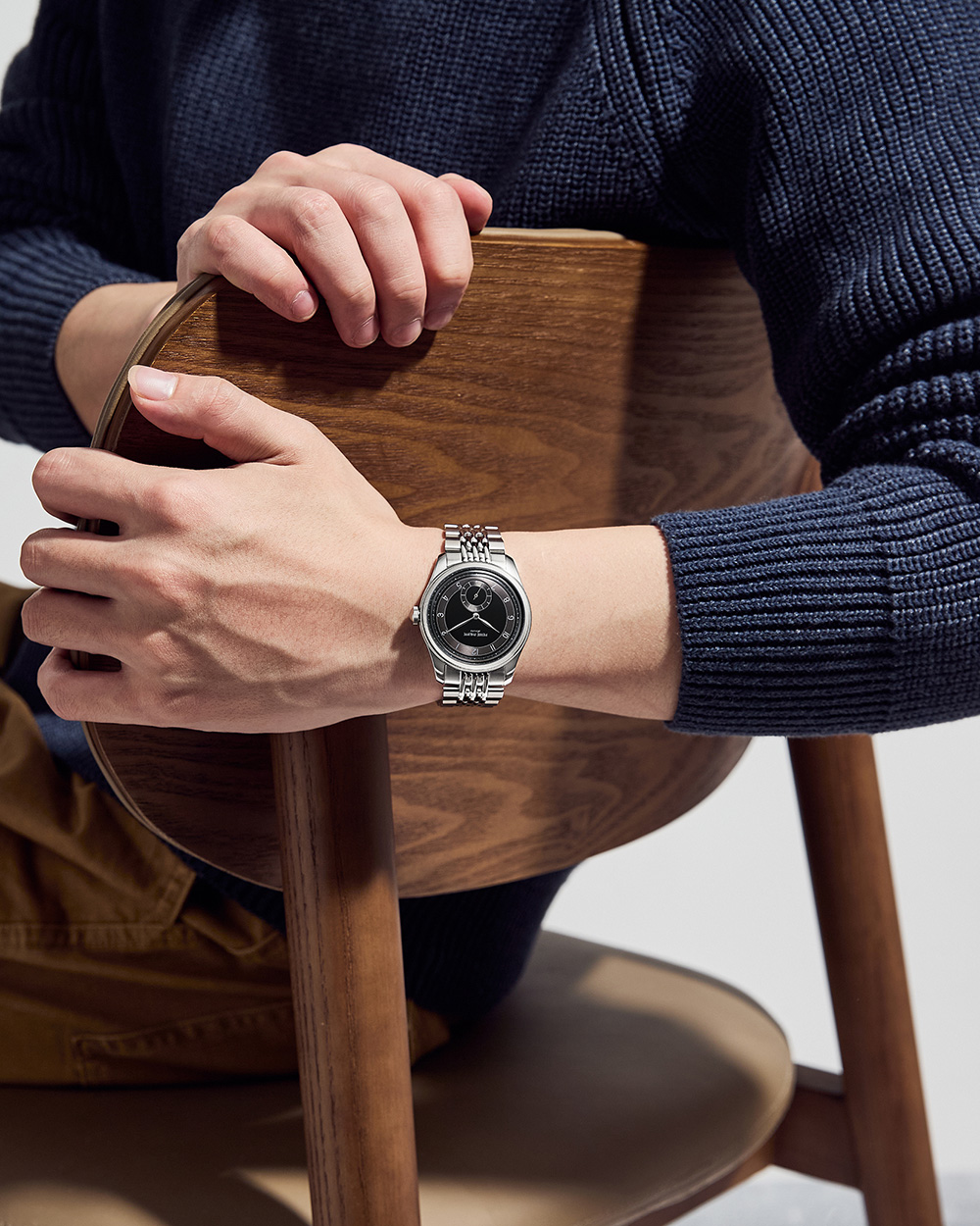 PIERRE レトロフォーマルドレスウォッチ – 手巻き式  - Omega Watch Constellation のレビューと価格